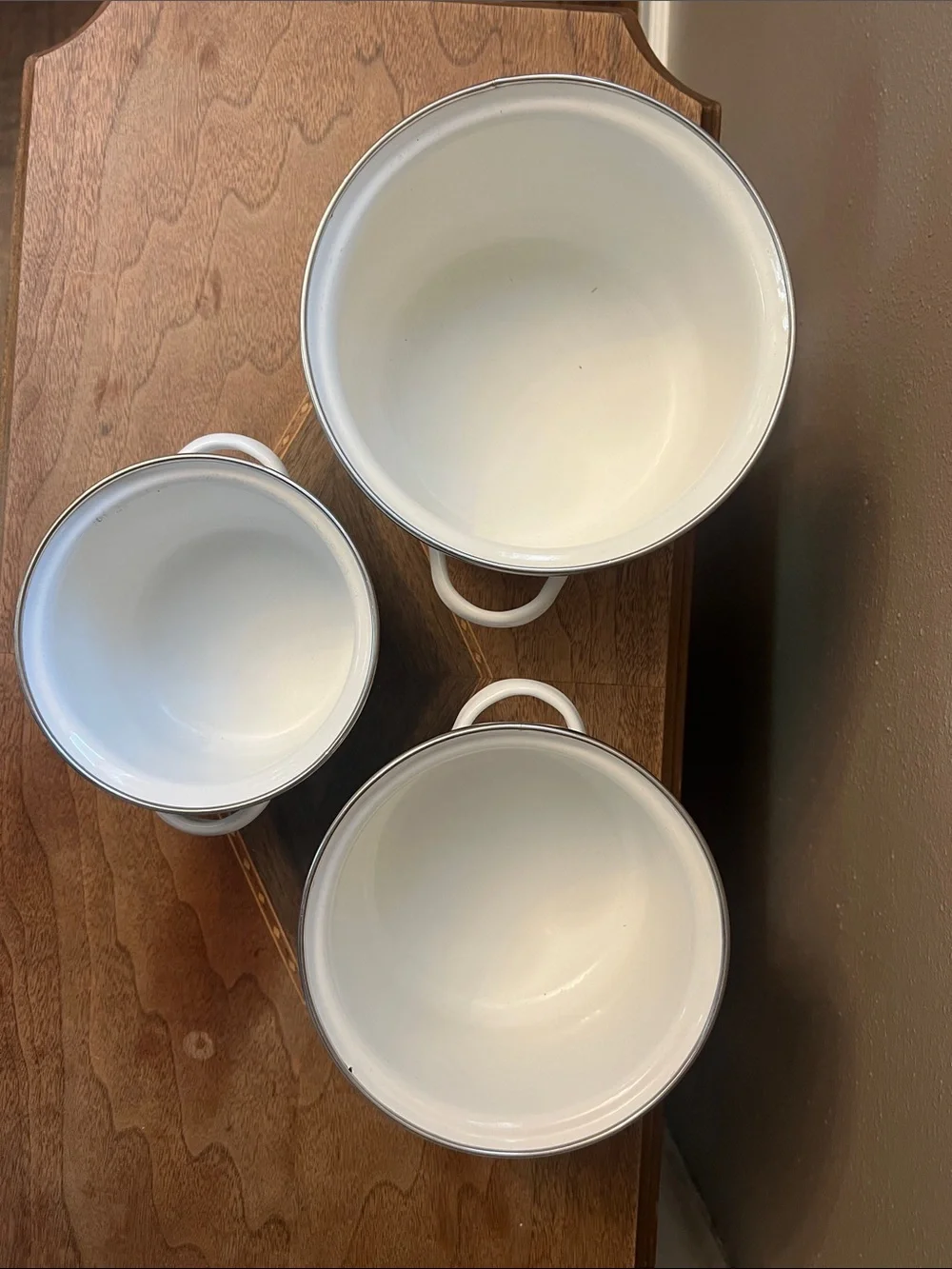 Set of three Vintage floral mini stockpots with lids